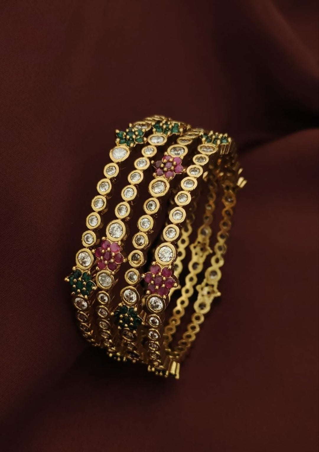 Kundan Bangles ( set of 4 ) s120058
