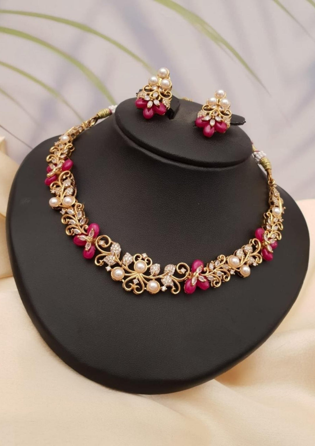 Kundan Necklace with Earrings g10999