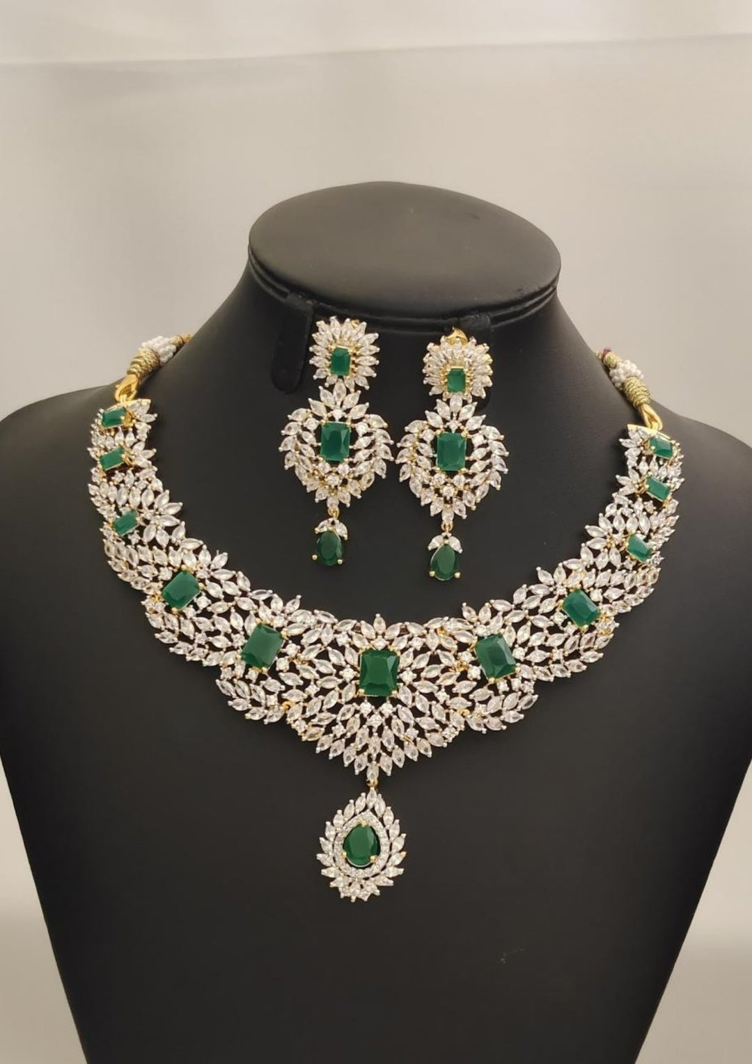 Pure Zirconian Diamond Necklace with Earrings s260022