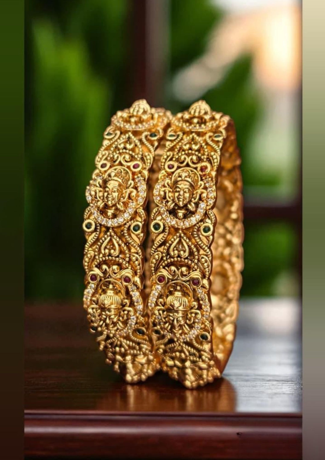Kundan Temple Bangles s170031 (set of 2)