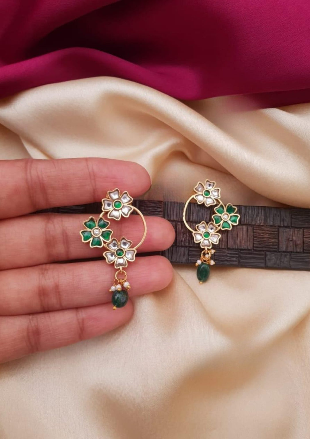 Jadau Kundan Screwback Earrings g 10999