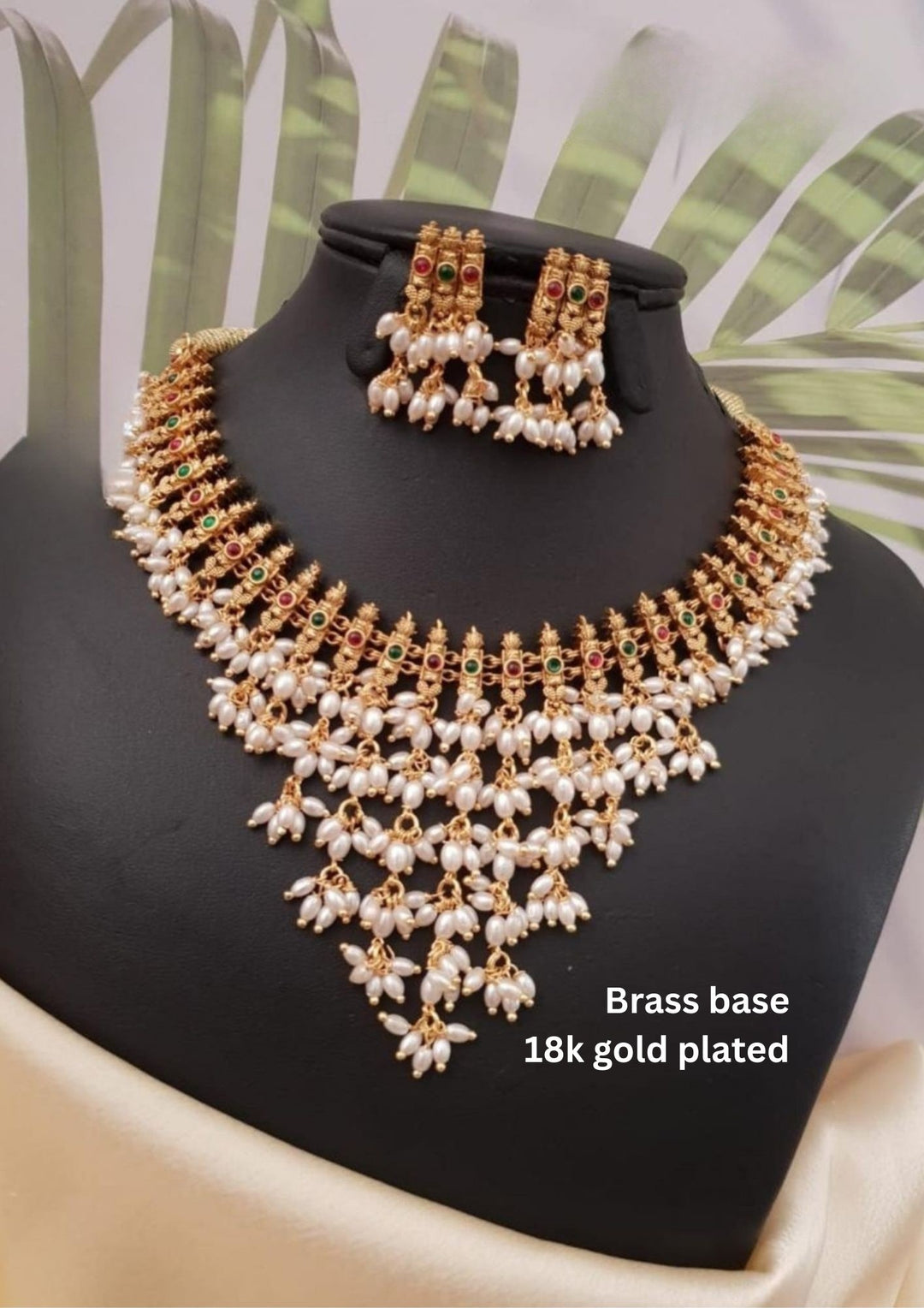Kundan Necklace with Earrings g101450