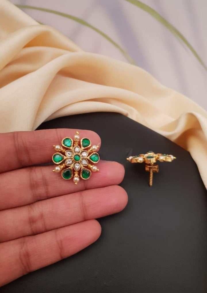 Kundan Screwback Studs g 10850