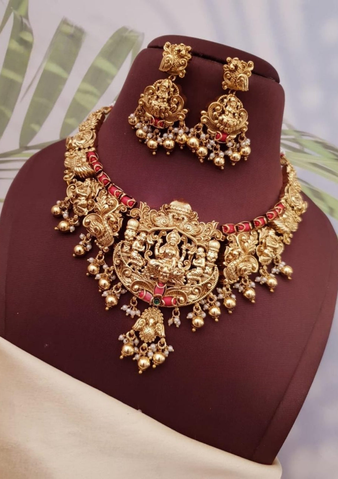 Kundan Antique Temple Necklace with Earrings g103199