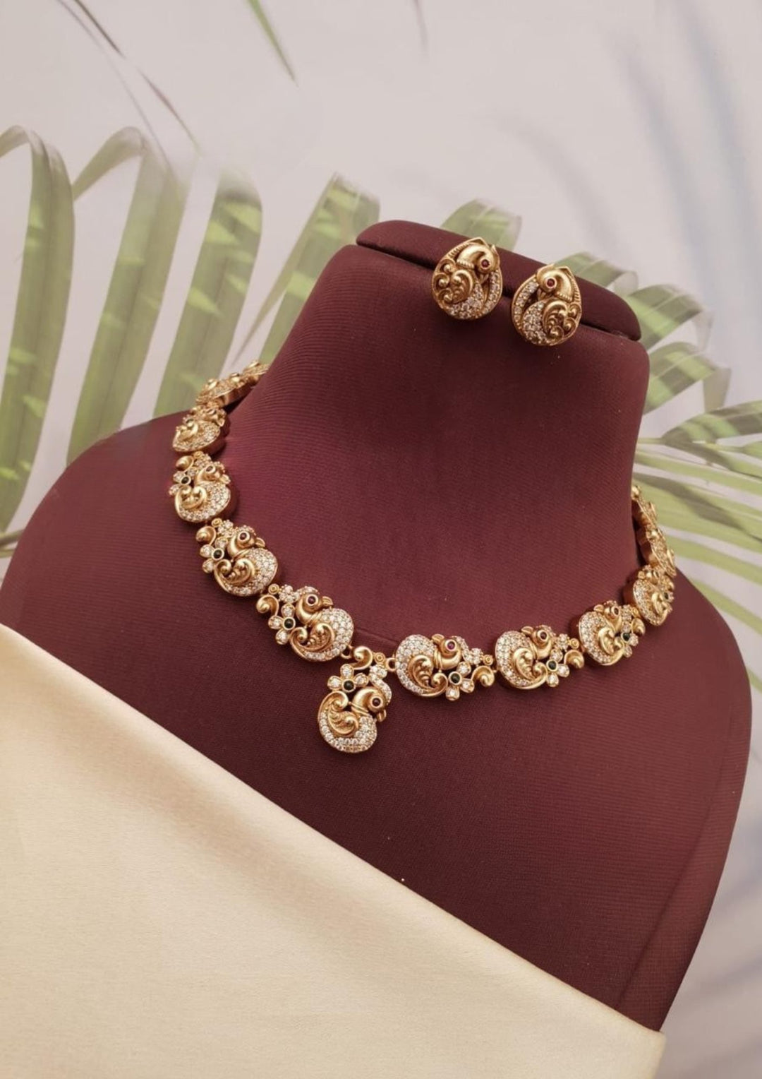 Kundan Necklace With Earrings g 101200