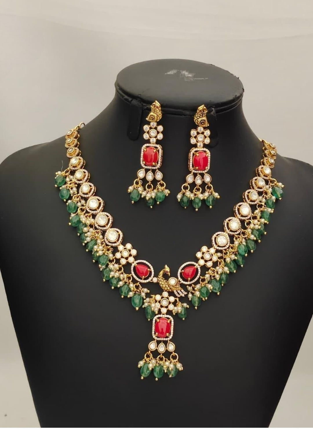Kundan Necklace with Earrings s280042