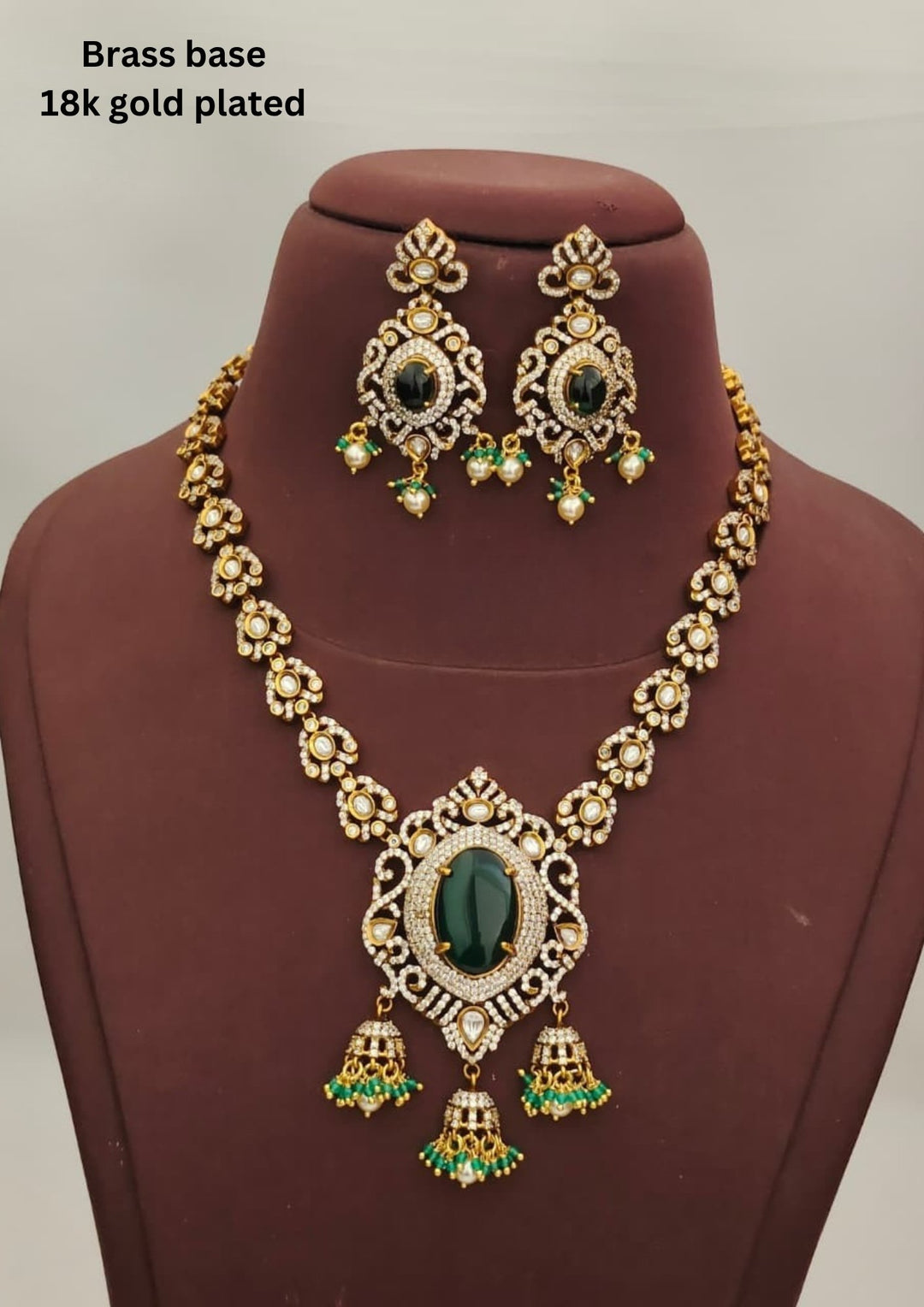 Kundan Necklace with Earrings s290052