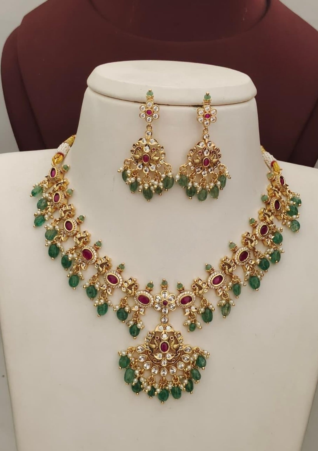 Kundan Necklace with Earrings s270032