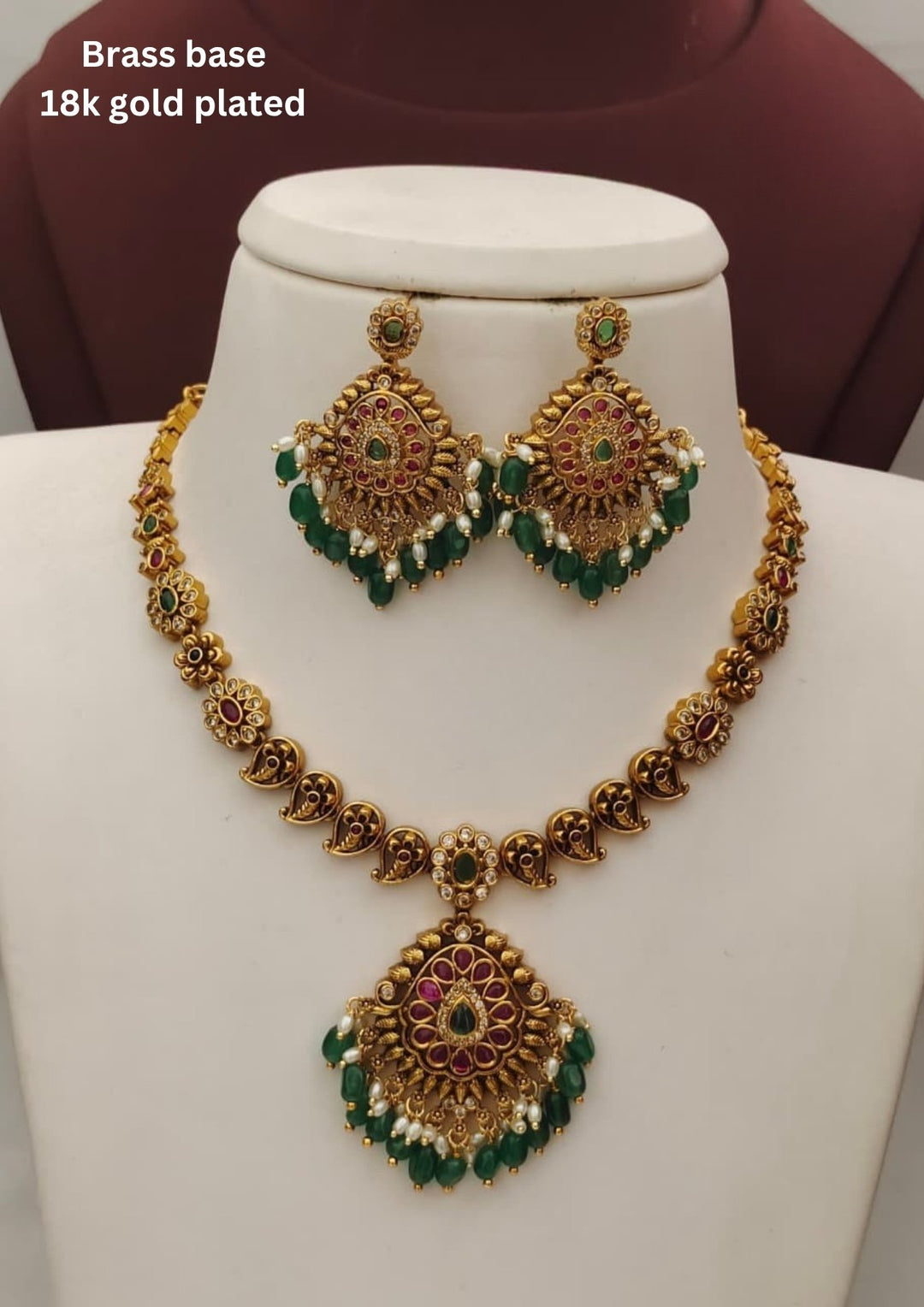 Kundan Necklace with Earrings s190051