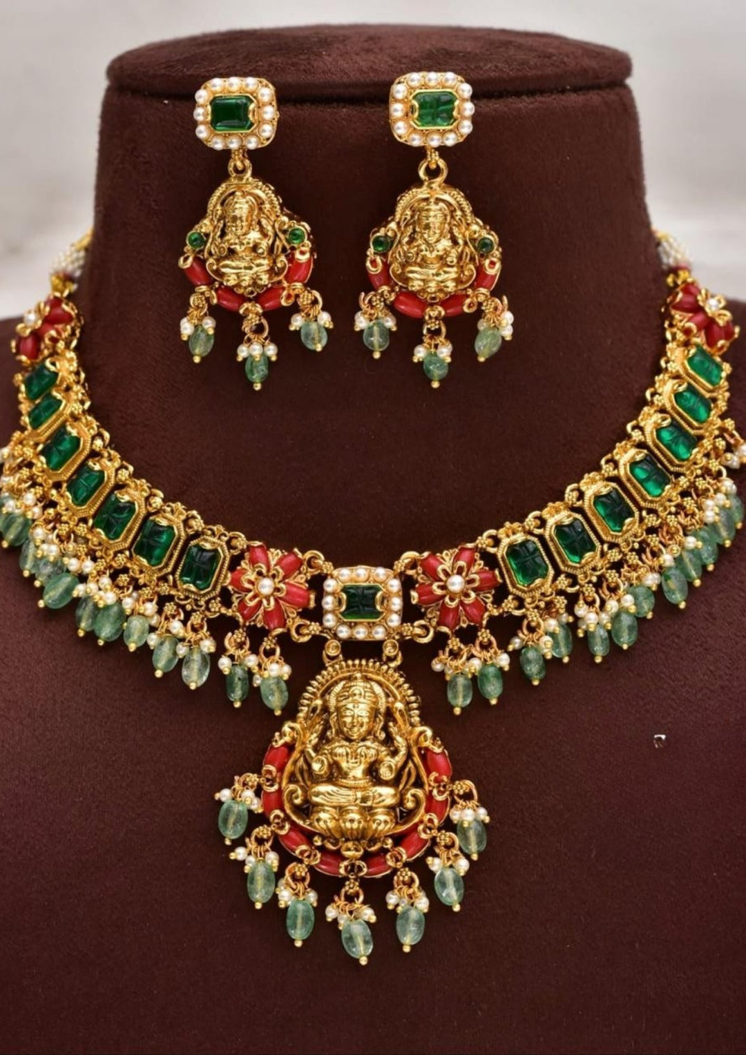 Nakshi Kundan Temple Necklace with Earrings yle800