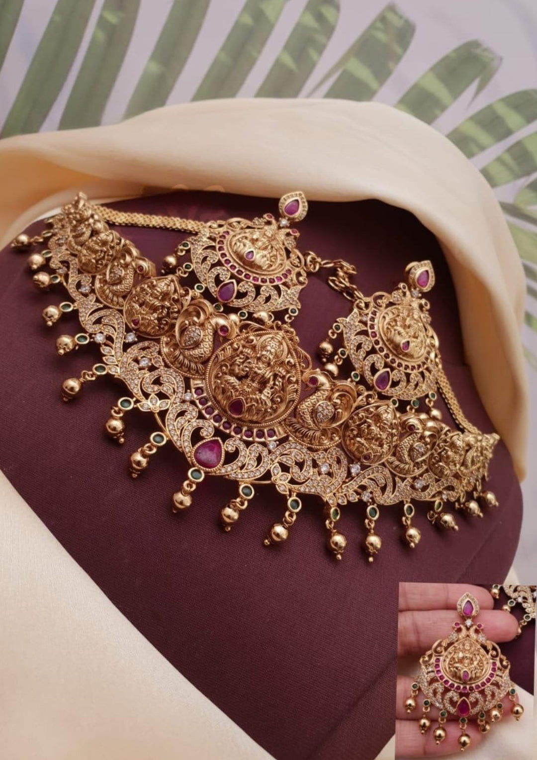 Kundan Temple Necklace With Earrings g 102199