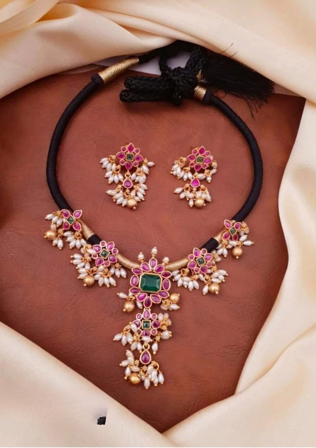 Kundan Brass Base Necklace With Earrings g 101590