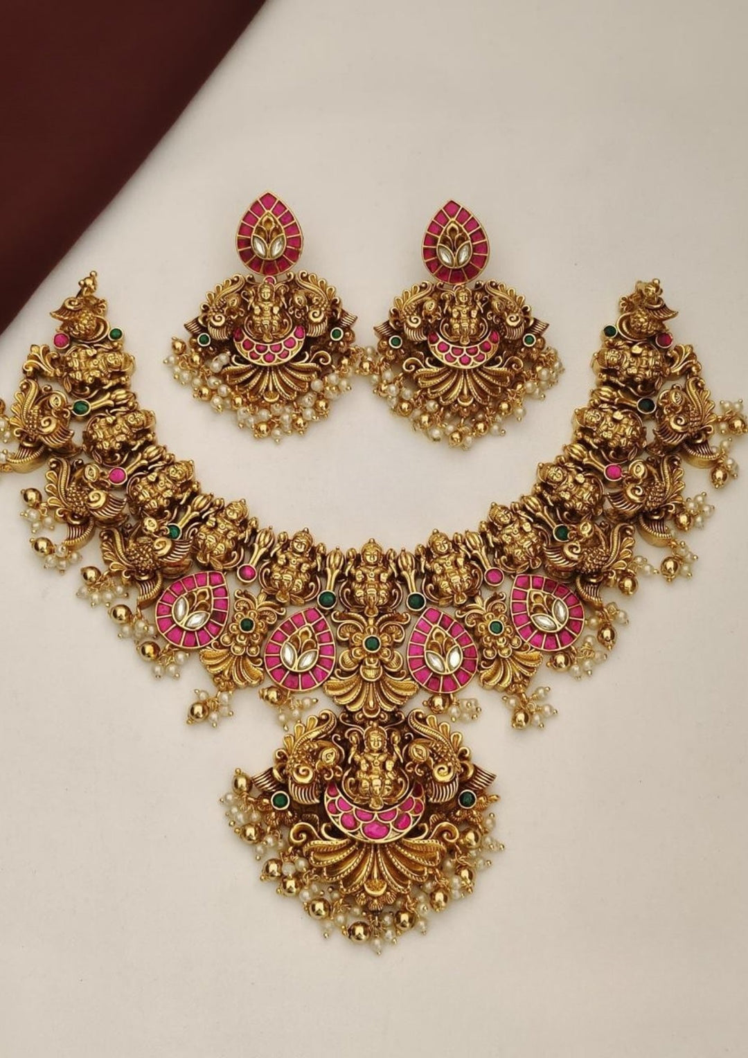 Jadau Kundan Temple Necklace with Earrings s950009