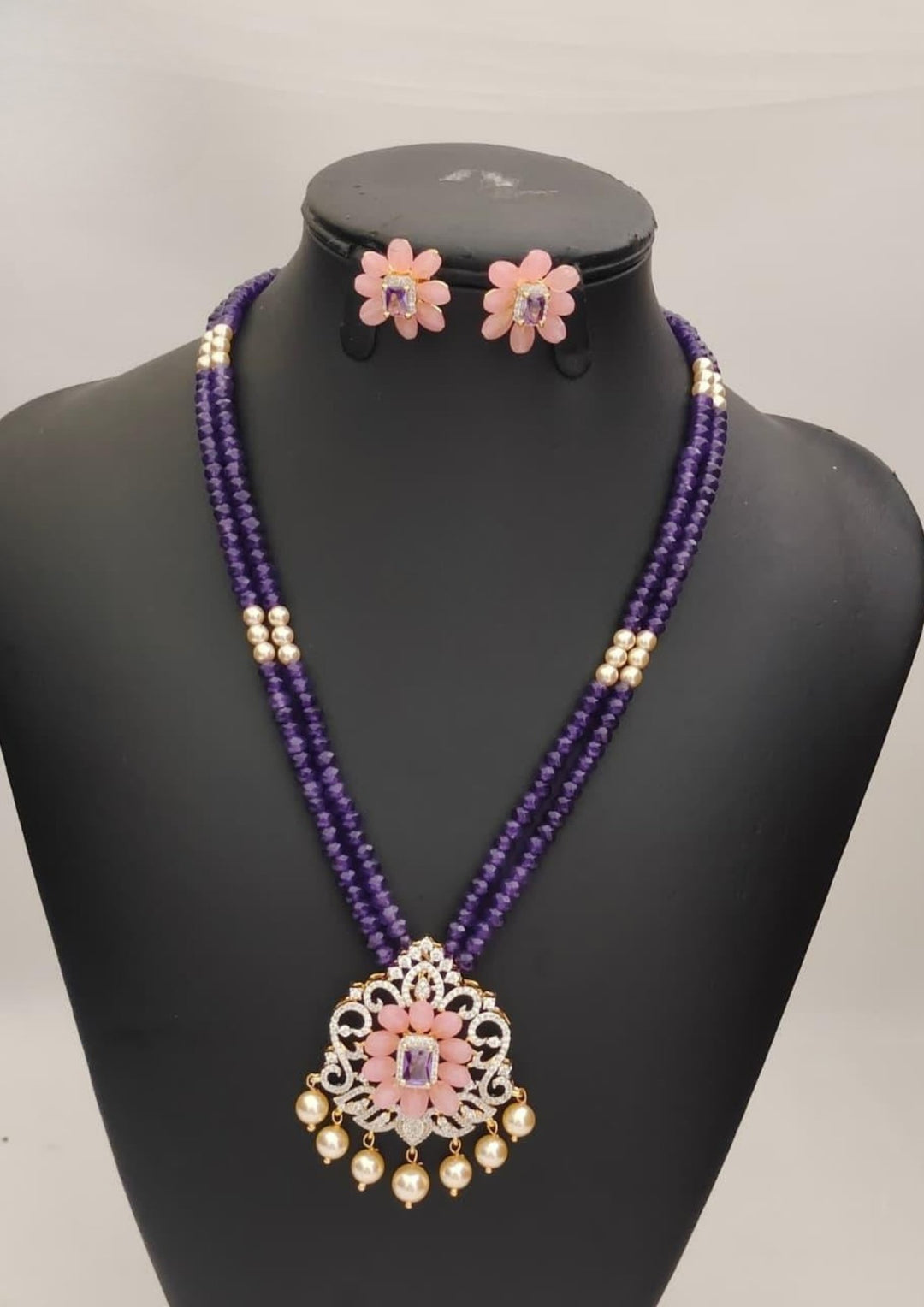 Kundan & Beads Necklace with Earrings s180041