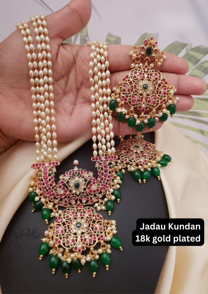 Kundan & Beads Necklace With Earrings g102150
