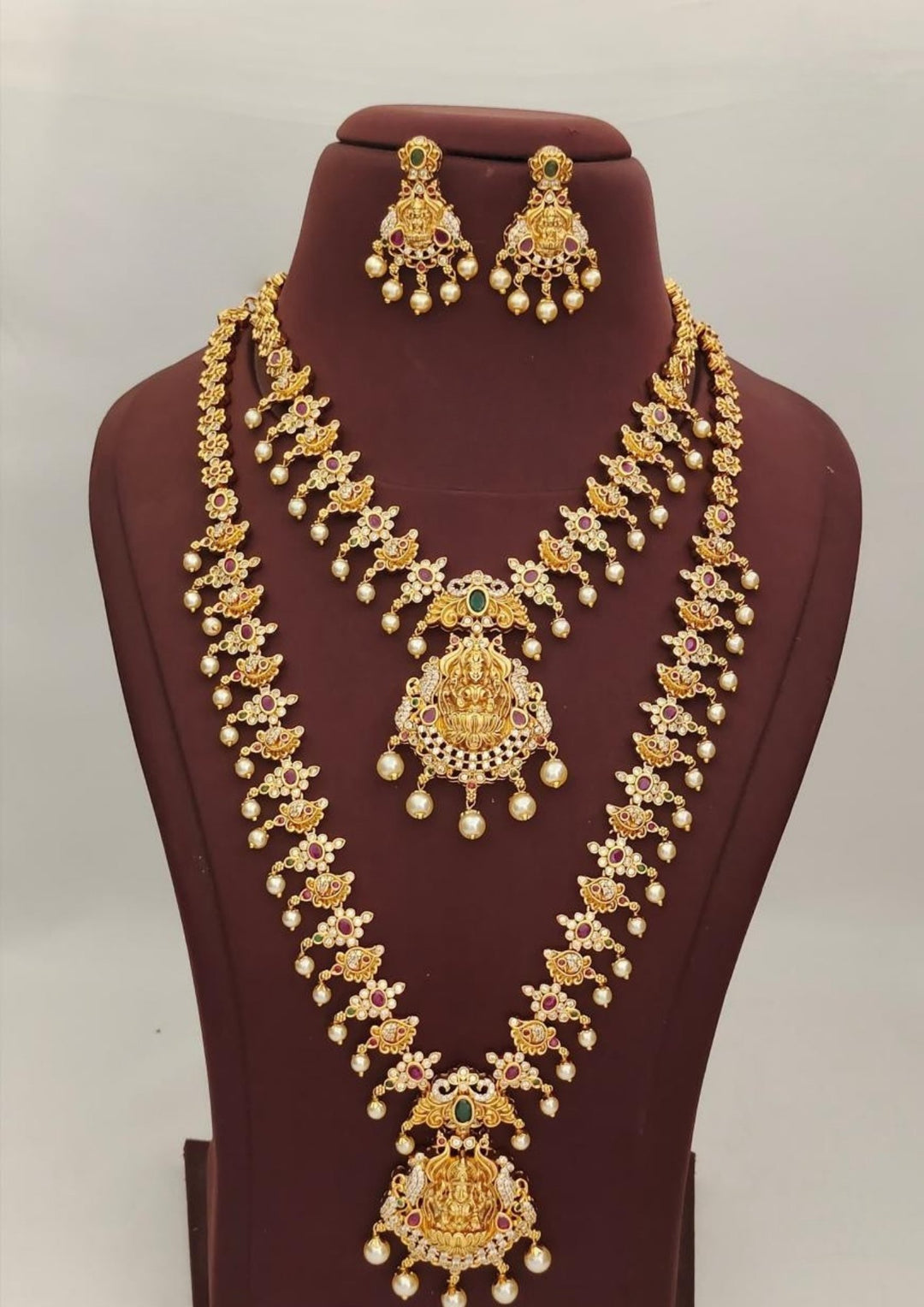 Kundan Temple Necklace with Earrings s360023
