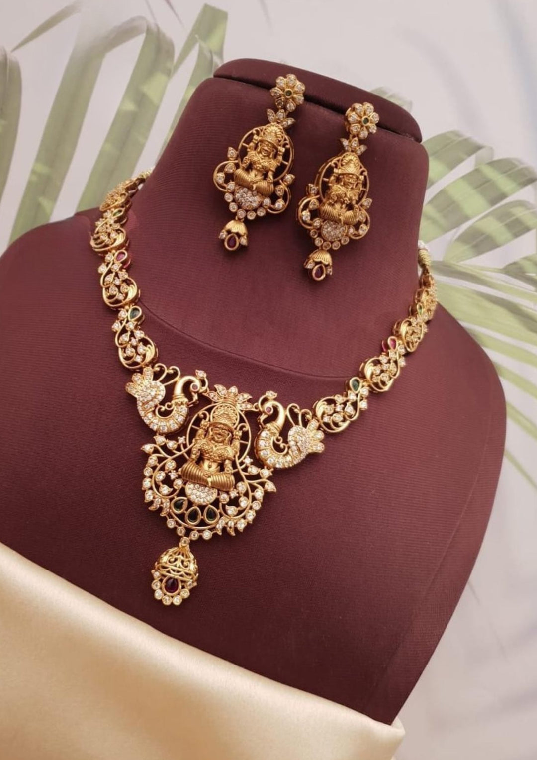 Kundan Temple Necklace With Earrings g 10950
