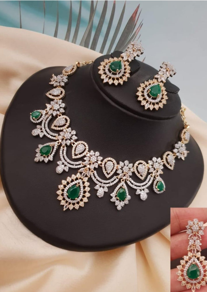 Pure Zirconian Diamond Necklace With Earrings g 101650