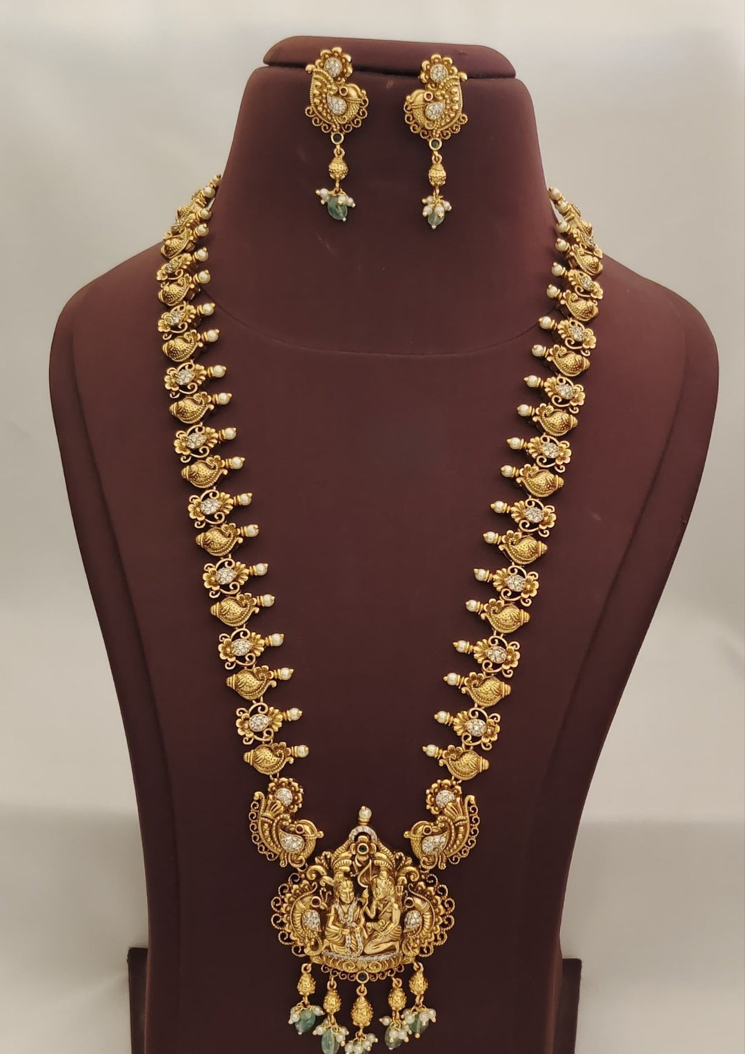 Kundan Temple Necklace with Earrings s340003