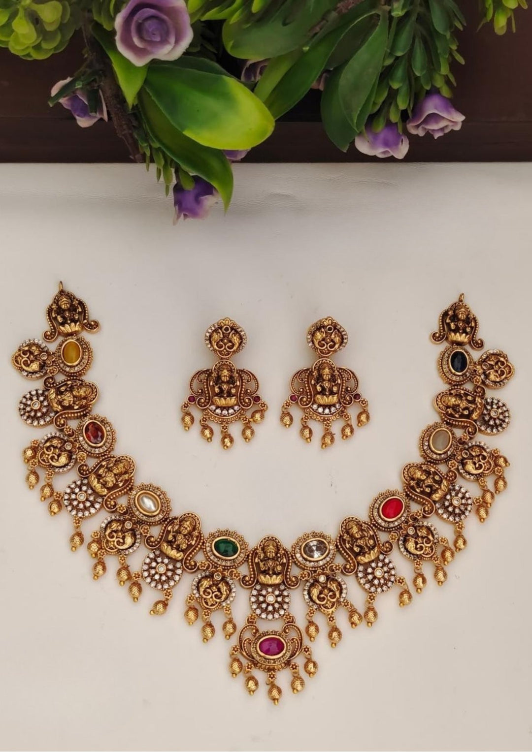Kundan Temple Necklace with Earrings  s 270042