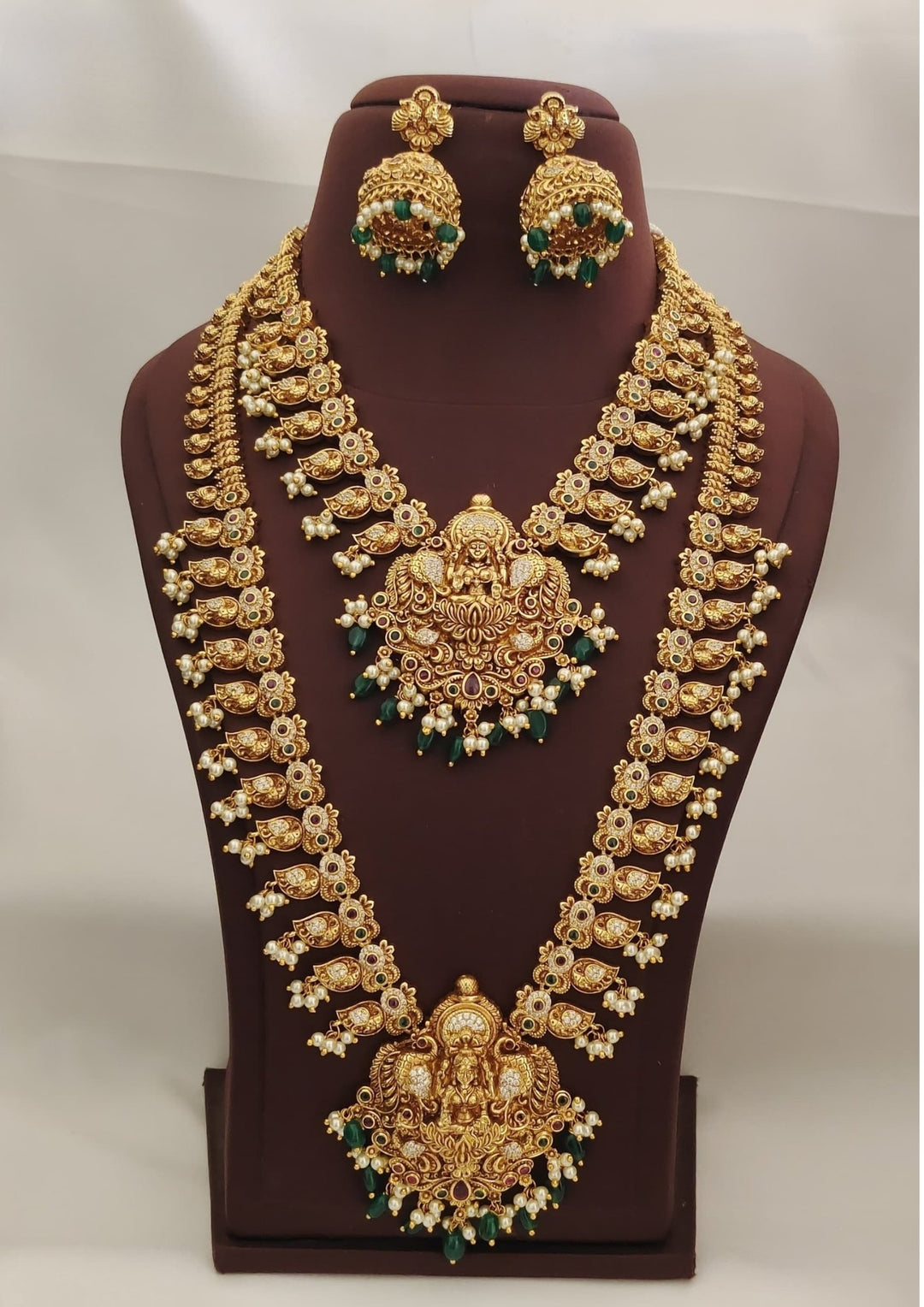 Kundan Temple Necklace with Earrings s650006