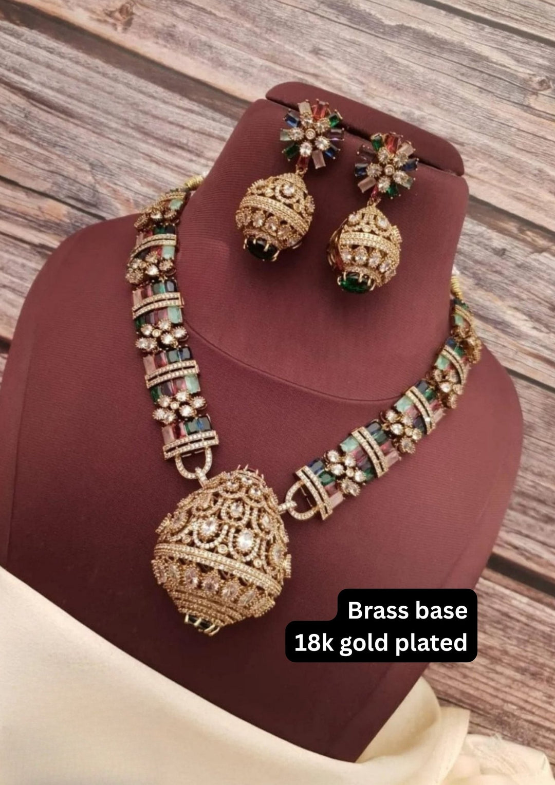 Kundan Brass Base Necklace With Earrings g102999