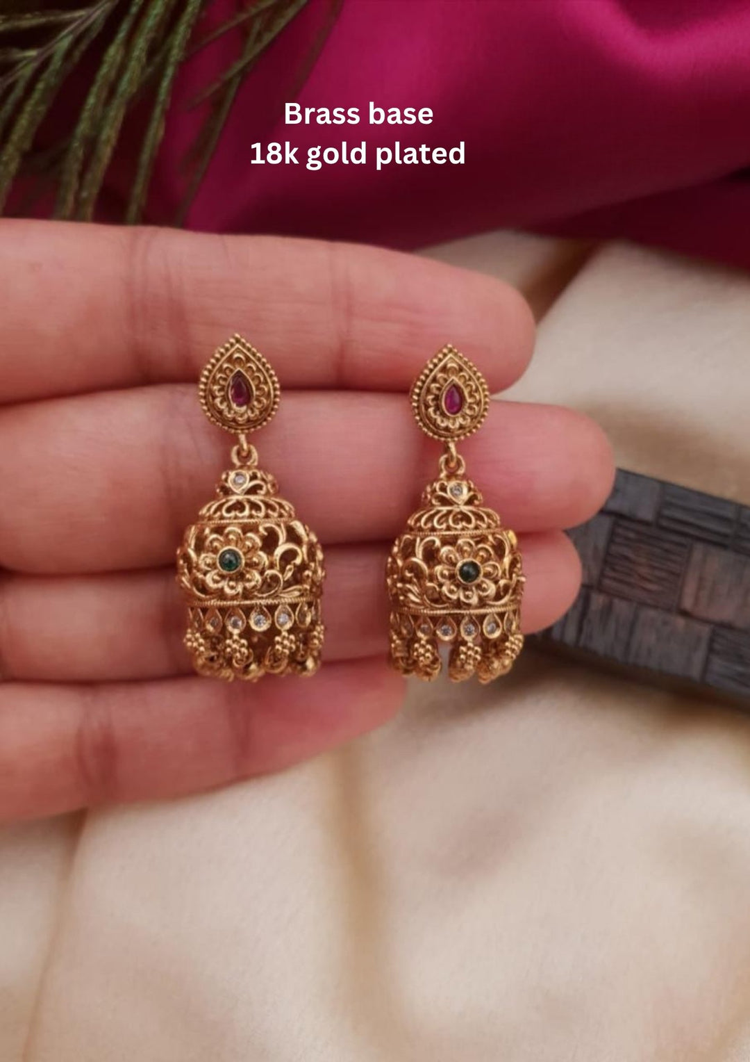 Kundan Jhumkas g10399