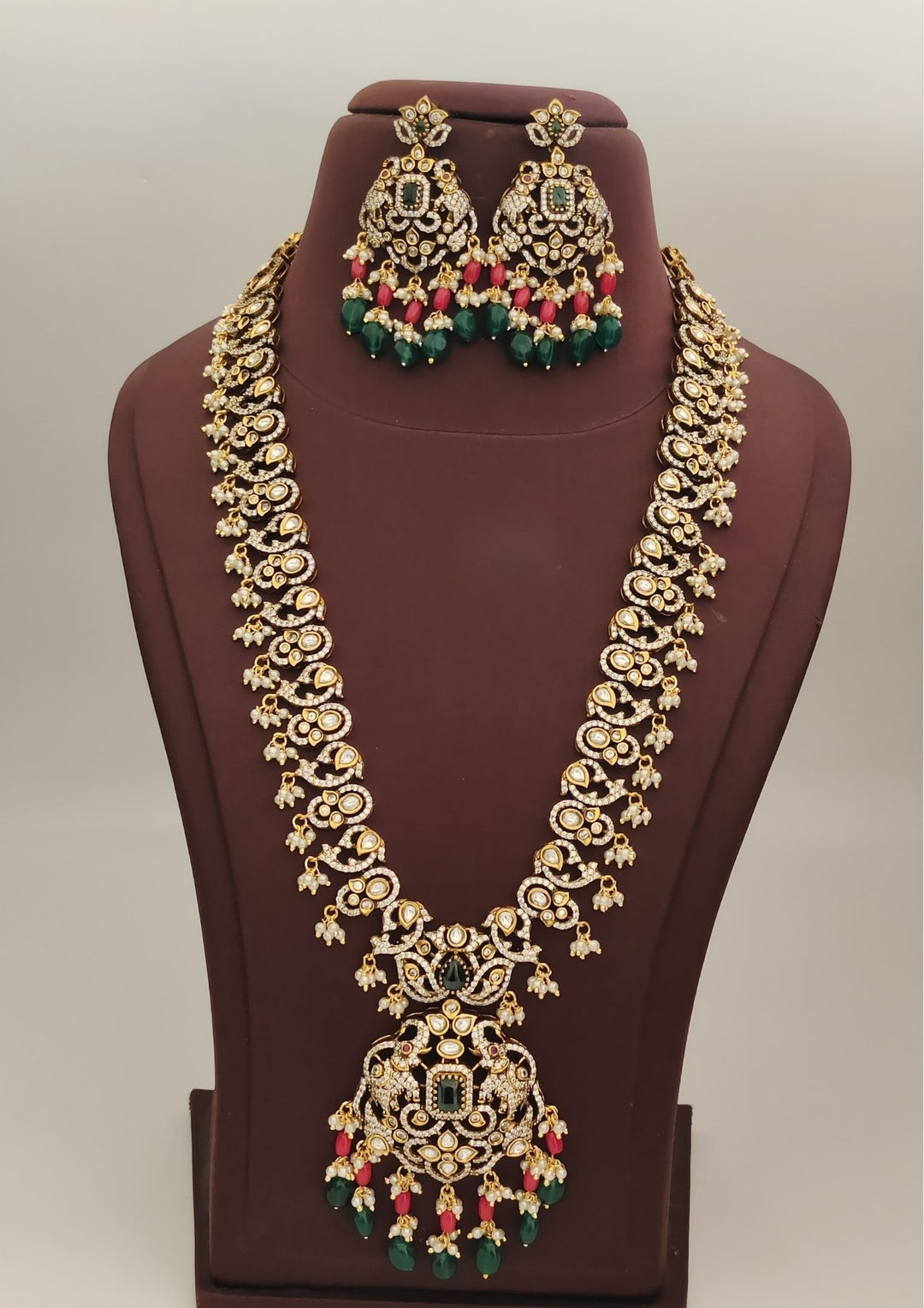 Kundan Stones Necklace with Earrings s420083