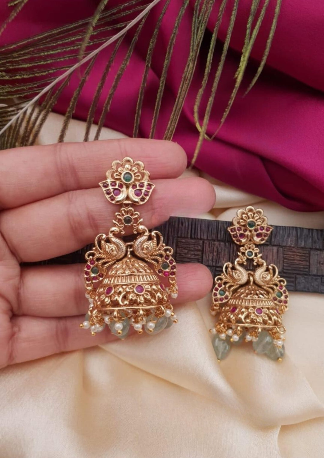 Kundan Jhumkas g 10950