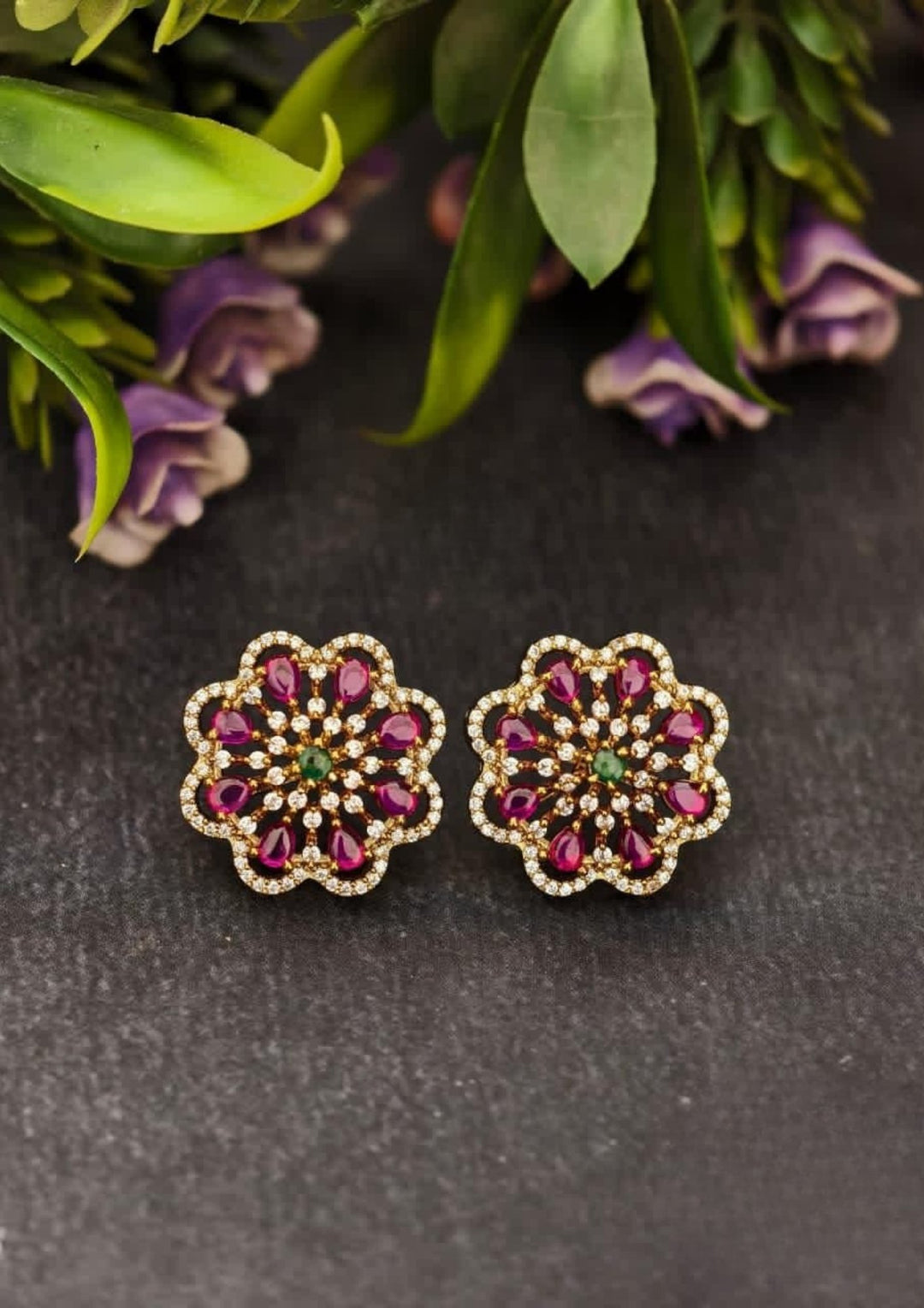 Kundan Studs s70054