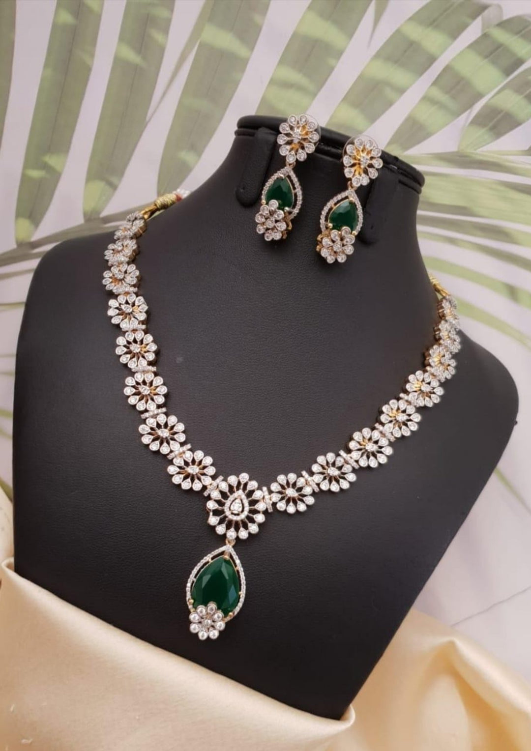 Pure Zirconian Diamond Necklace with Earrings g101199