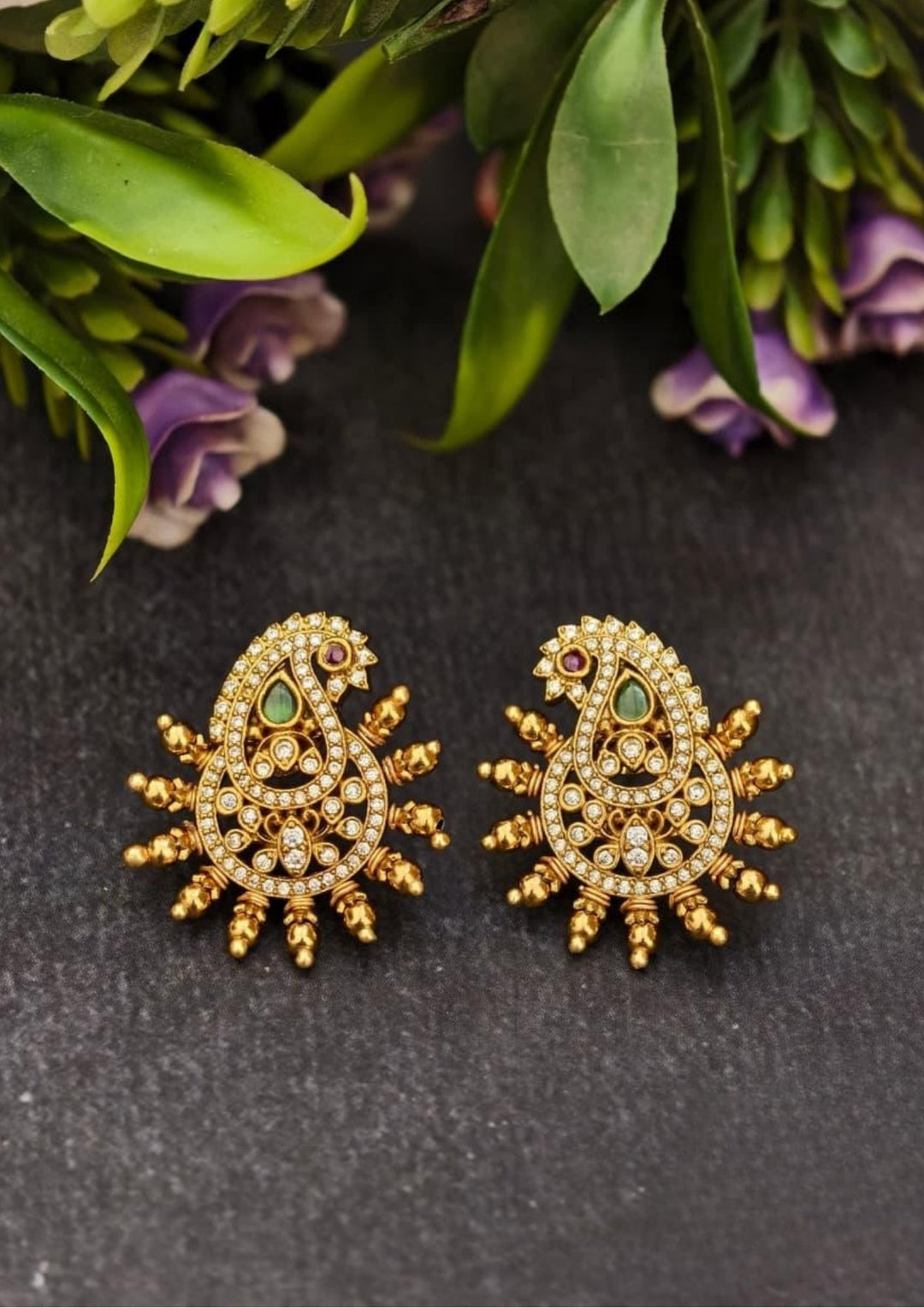 Kundan Temple Jhumka s120058