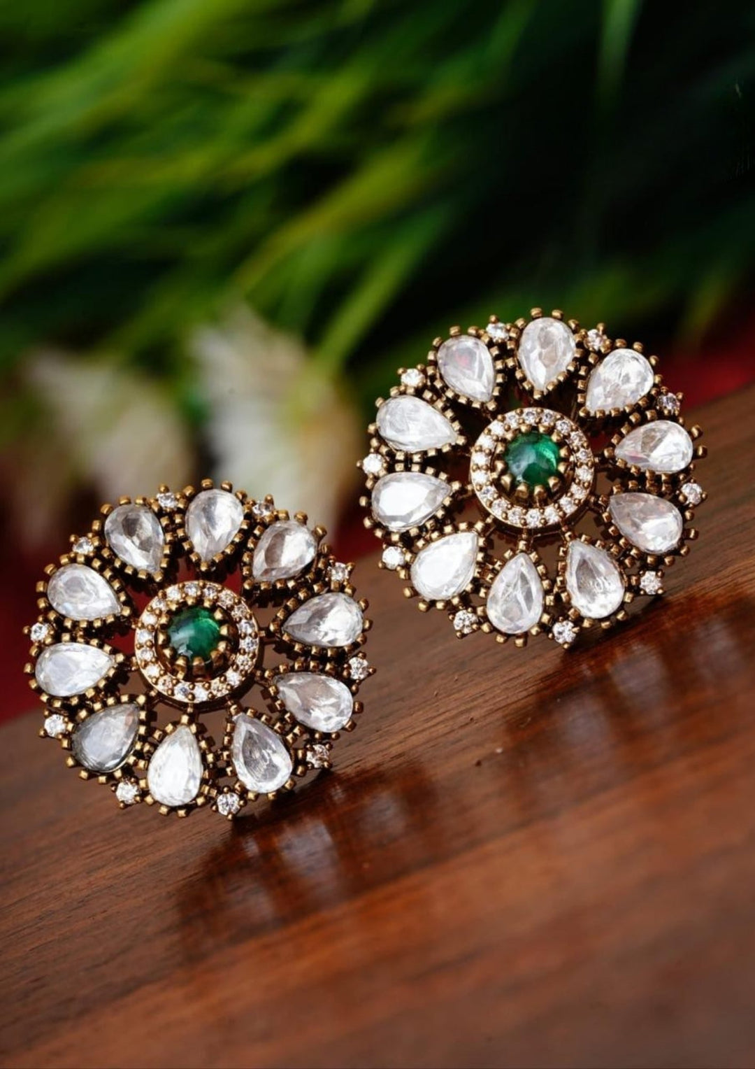 Victorian Studs yle165