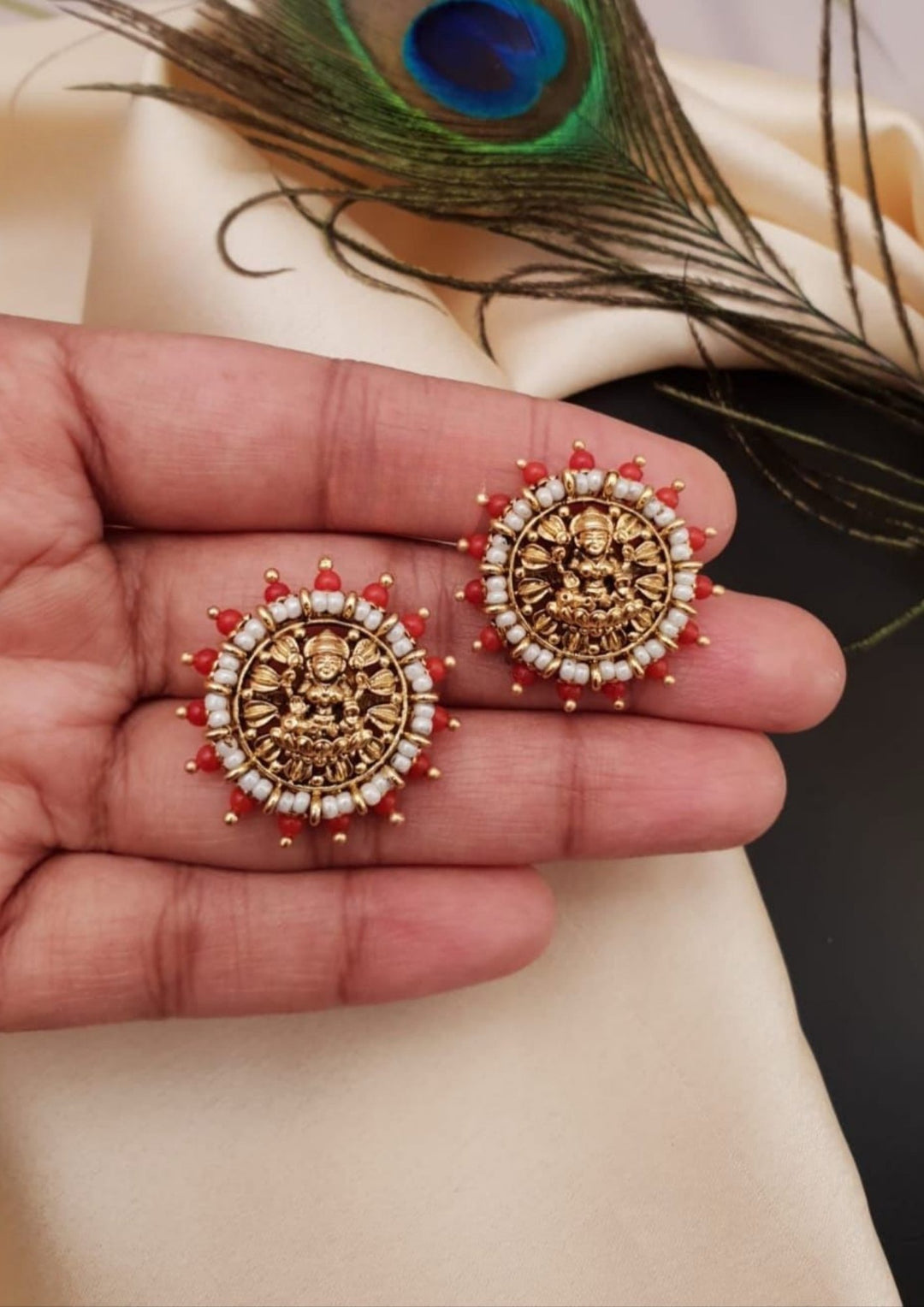 Kundan Studs g10480