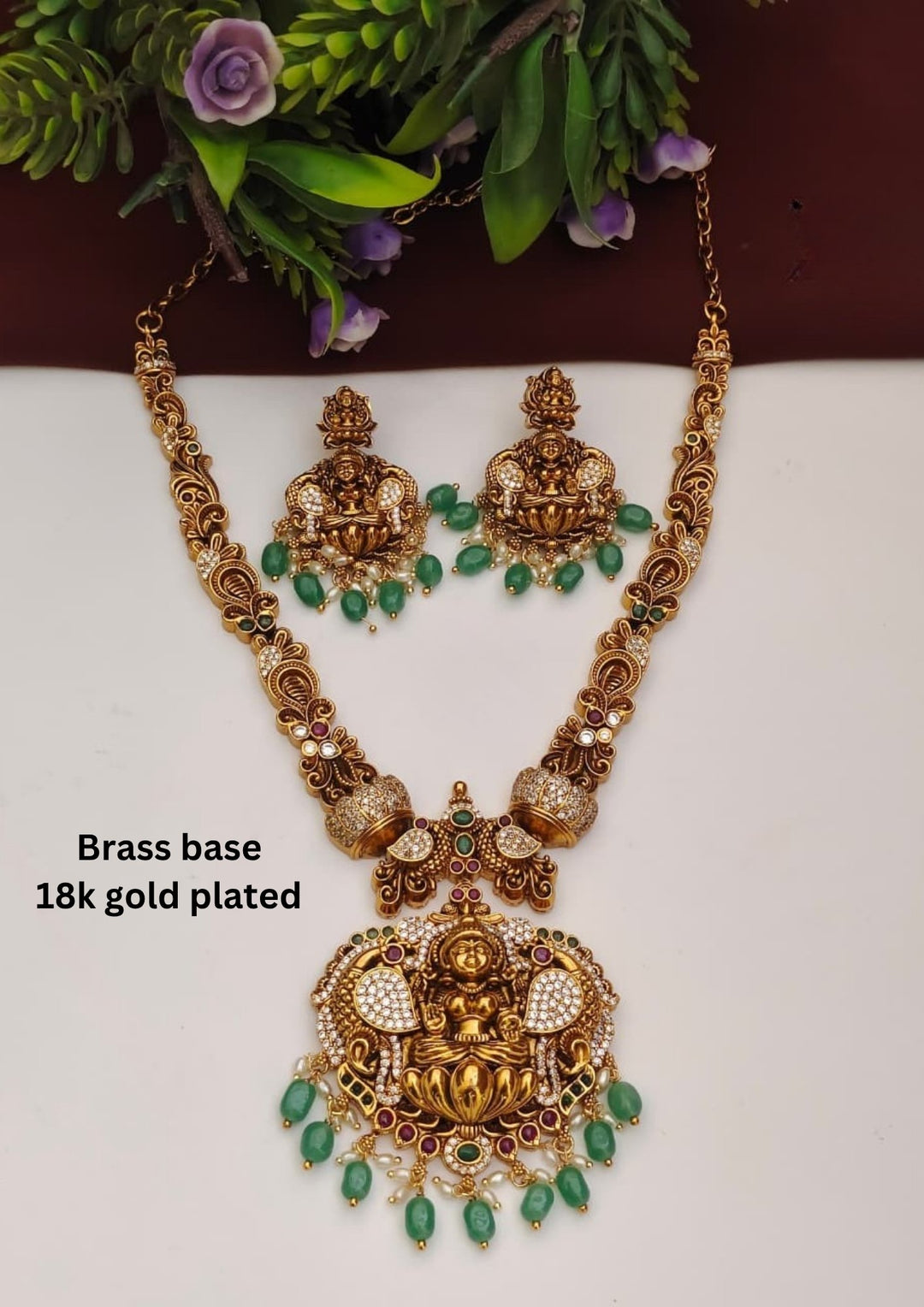 Kundan Temple Necklace with Earrings s230091
