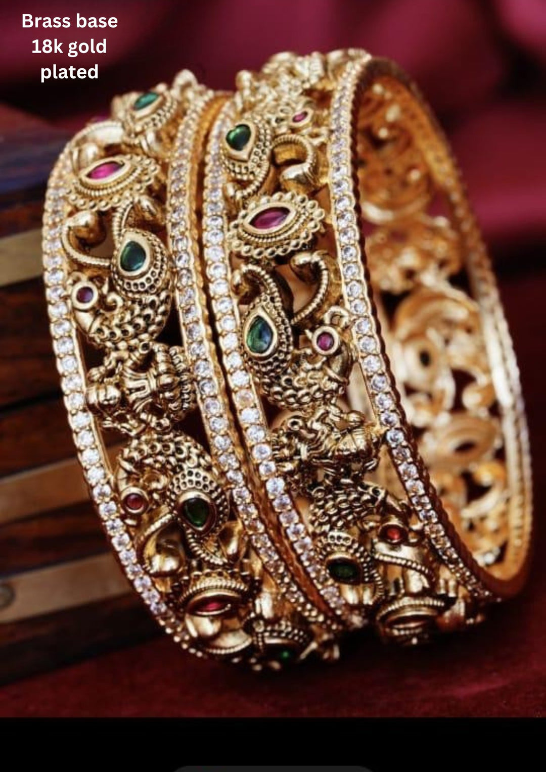 Kundan Temple Bangles(set of 2) yle180