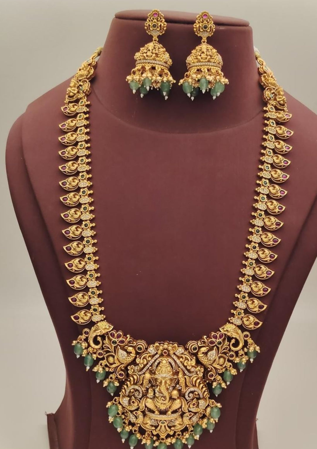 Kundan Temple Necklace With Earrings s 580045