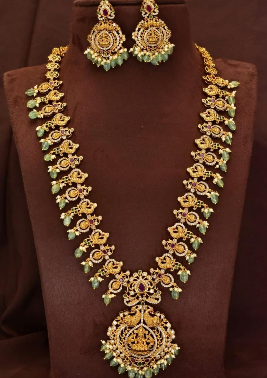 Kundan Temple Necklace with Earrings yle650