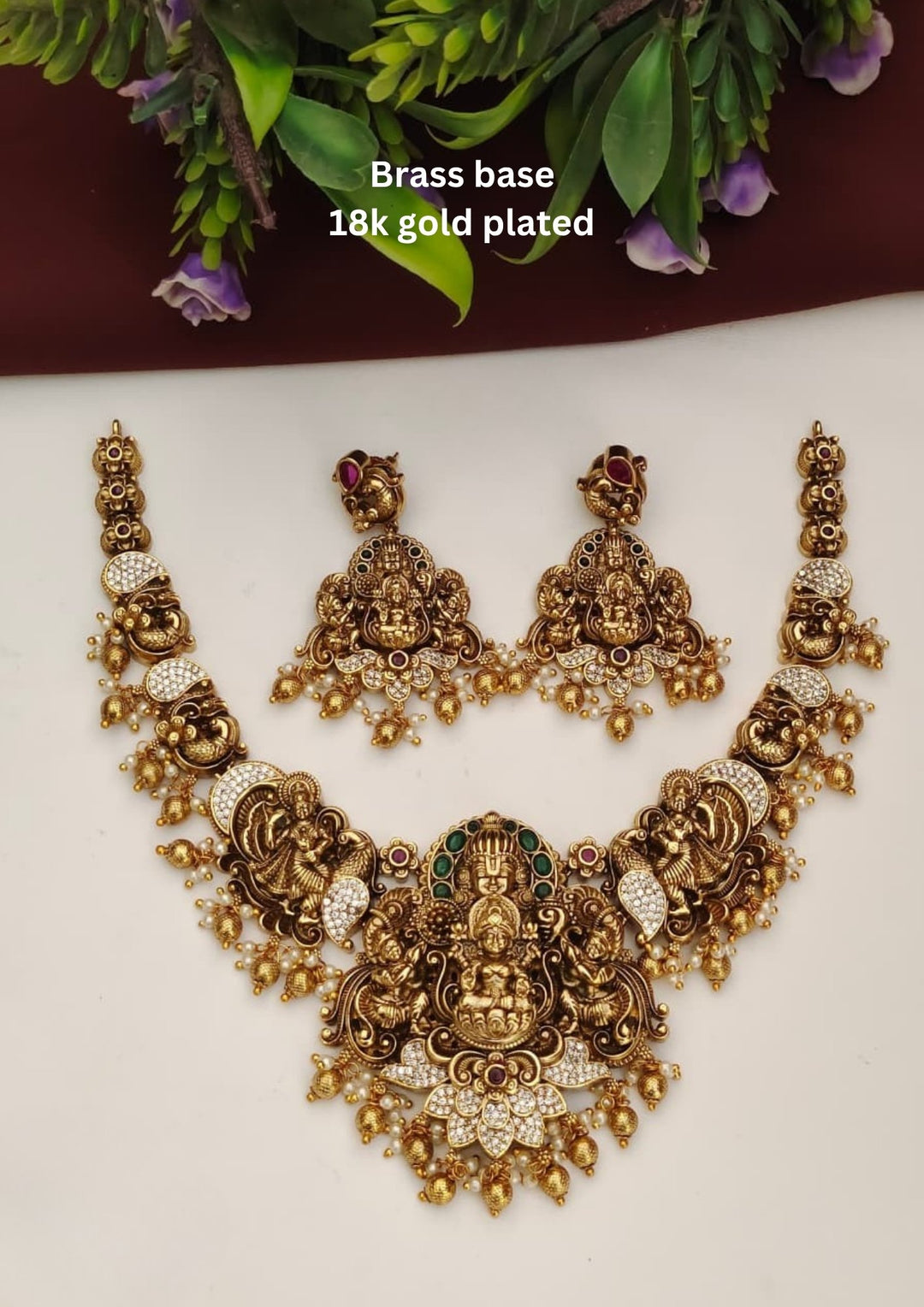 Kundan Temple Necklace with Earrings s300062