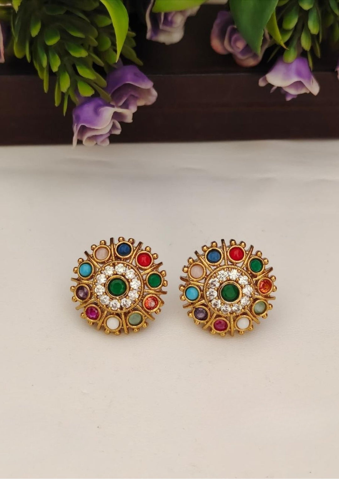 Kundan Studs s65054