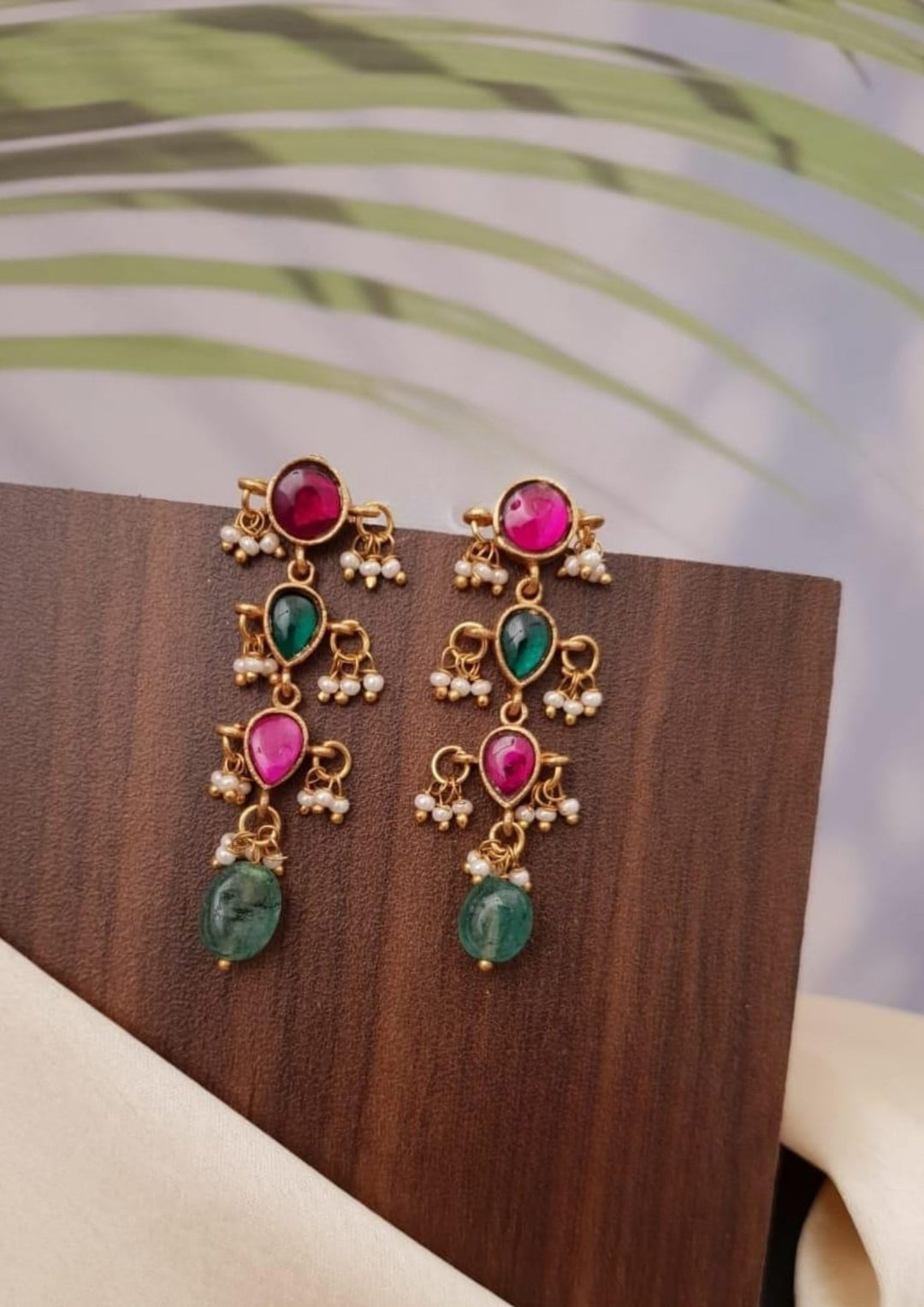 Jadau Kundan Screwback Earrings g10480