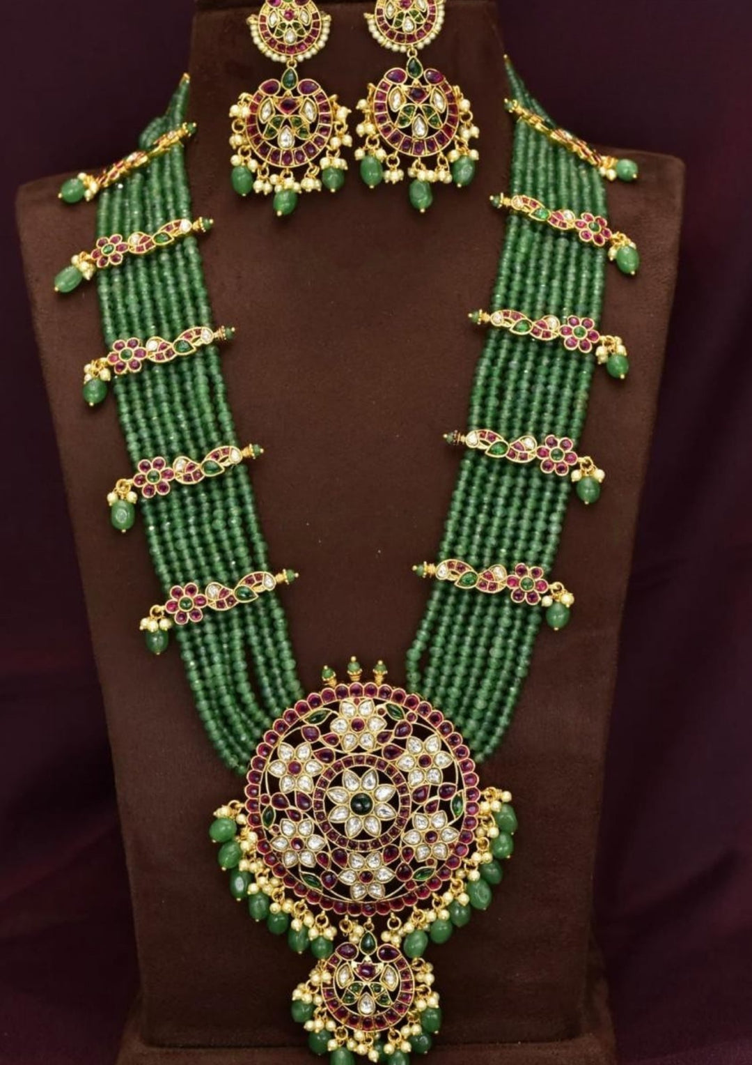 Kundan & Beads Necklace with Earrings yle1150