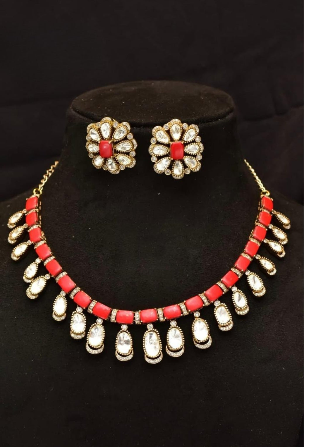Victorian Necklace with Earrings yle665