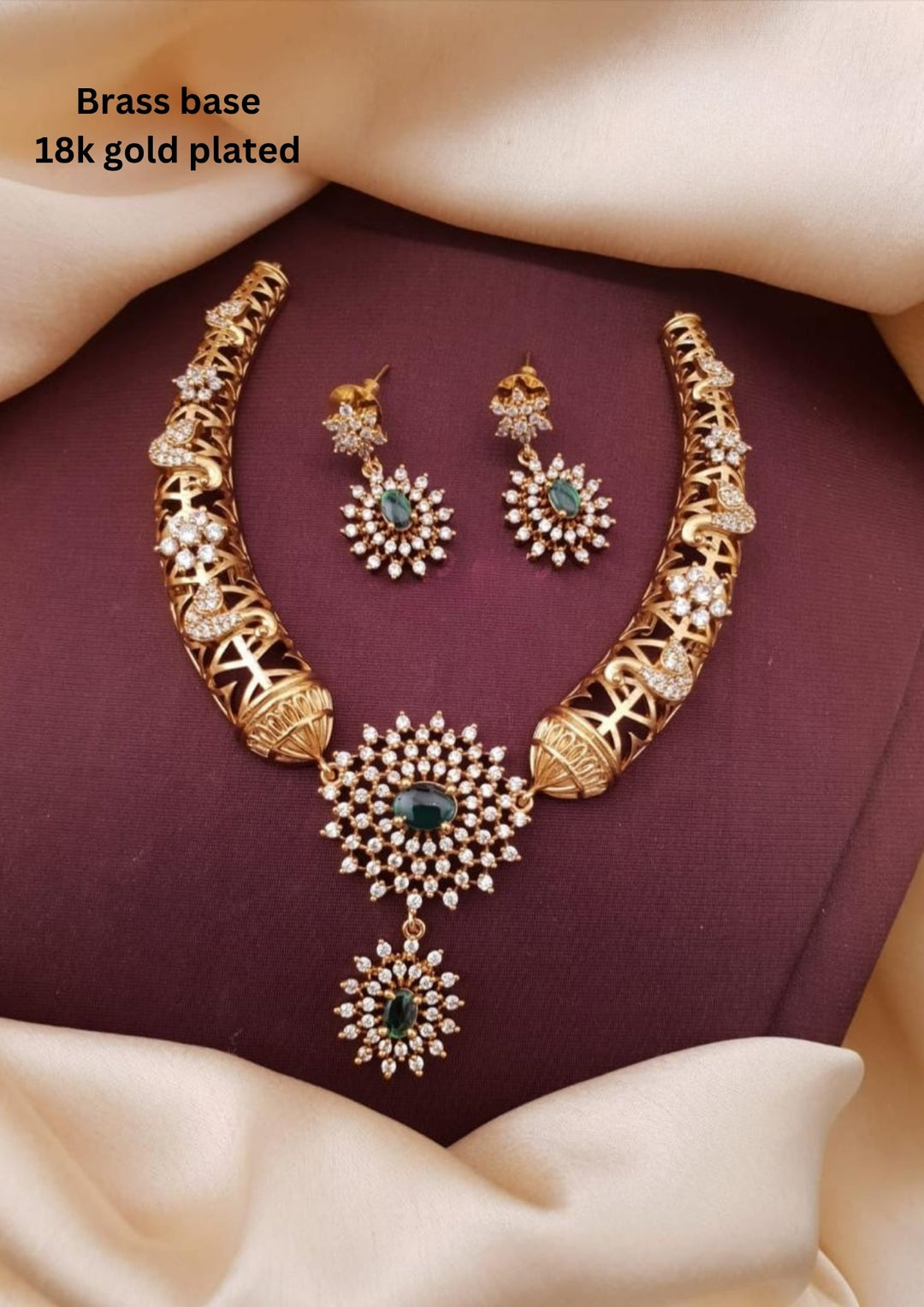 Kundan Necklace with Earrings g10899