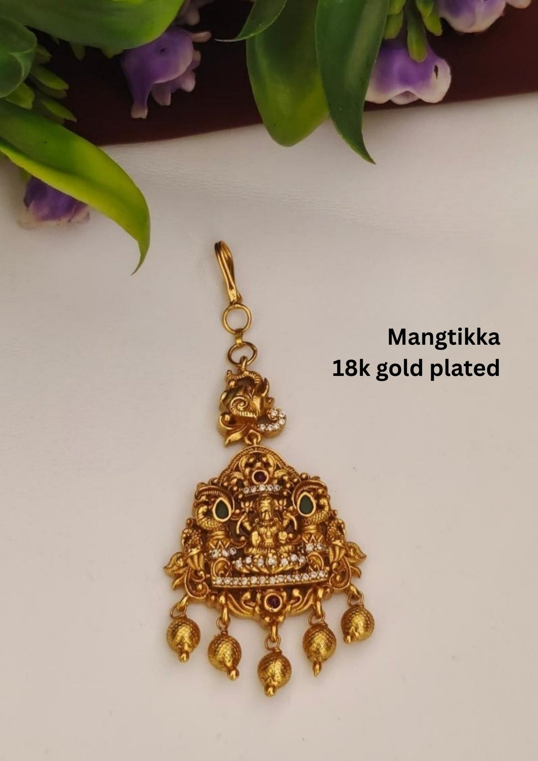 Kundan and beads Temple  mangtikka s70054
