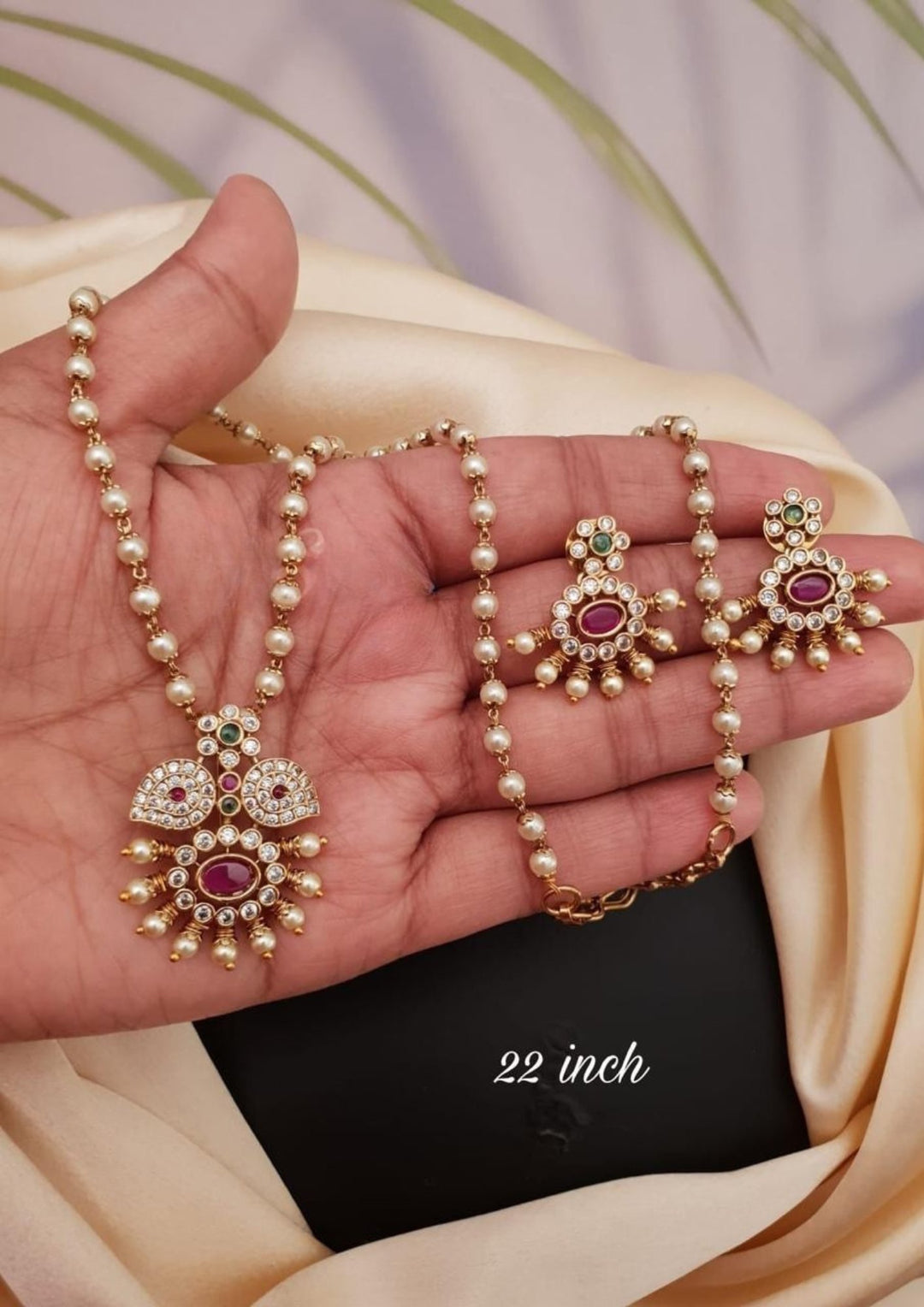 Kundan Necklace With Earrings g 10650
