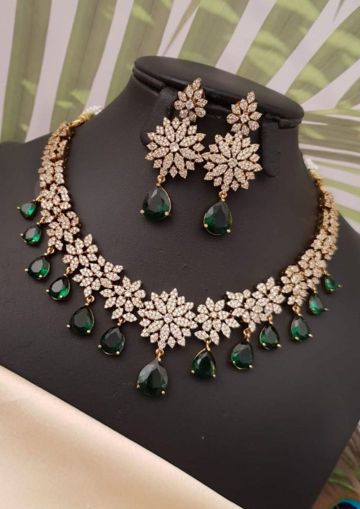Pure Zirconian Diamond Necklace With Earrings g101850