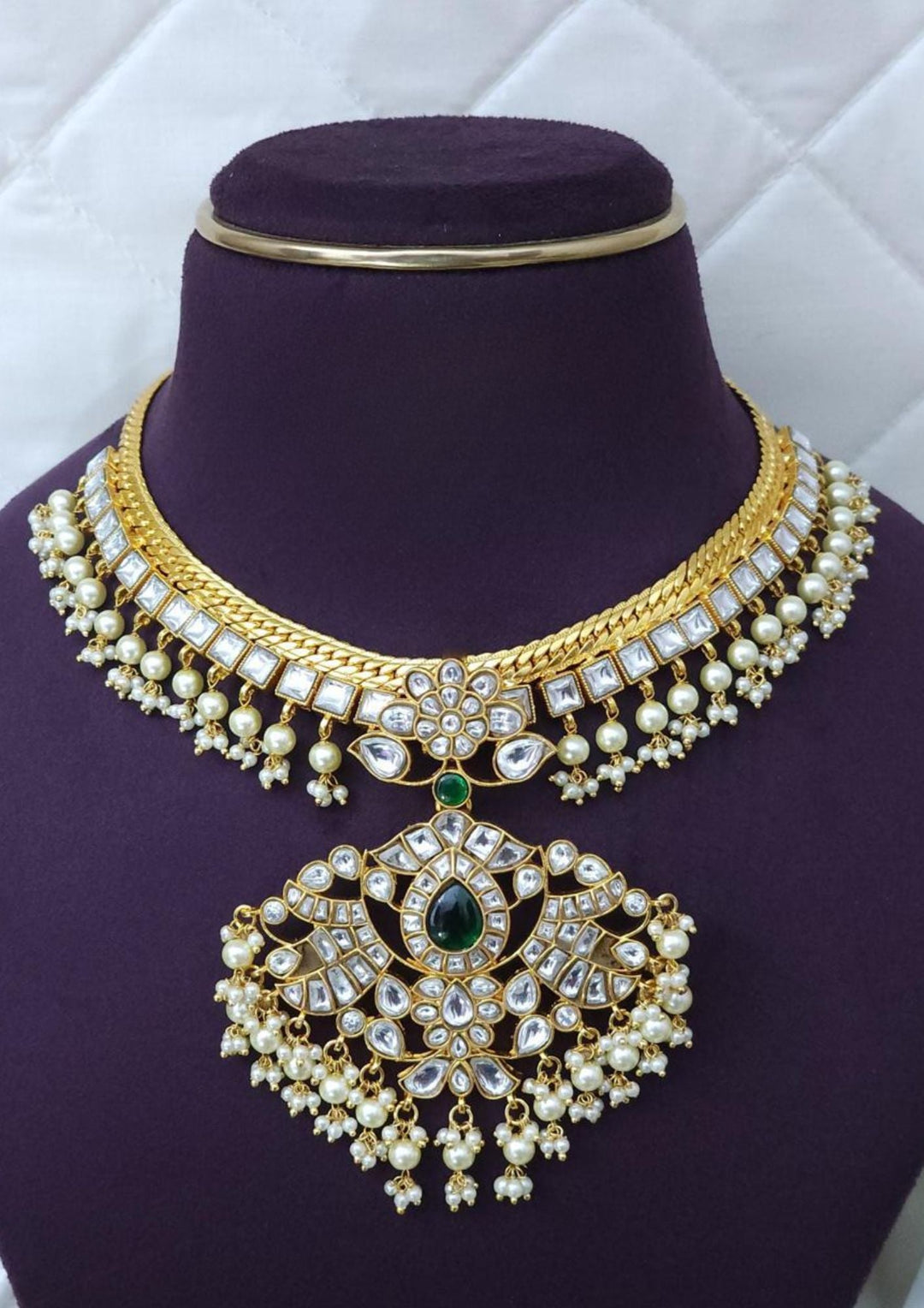 Jadau kundan and beads necklace r104200.