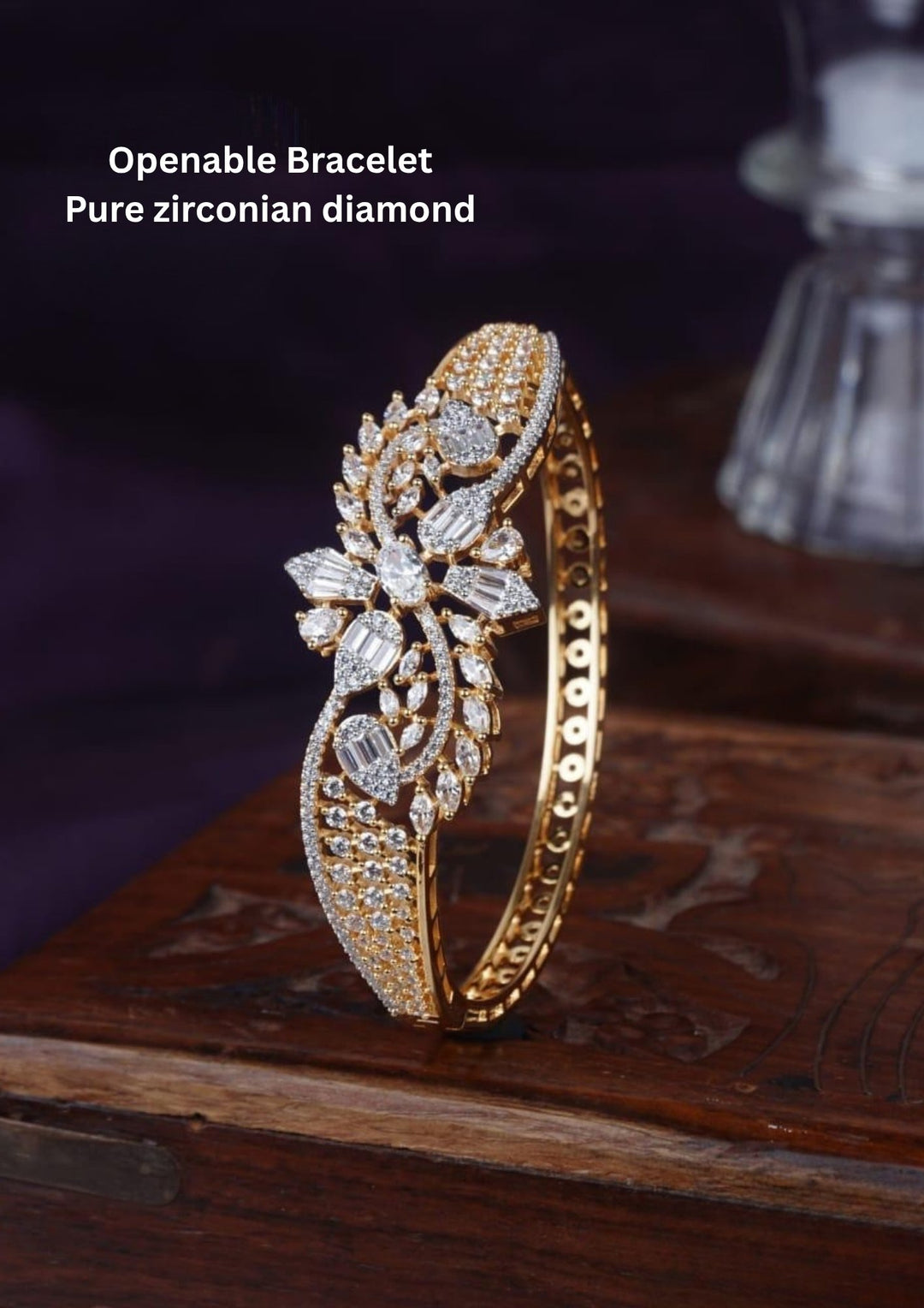 Pure Zirconian Diamond Openable Bracelet c107020