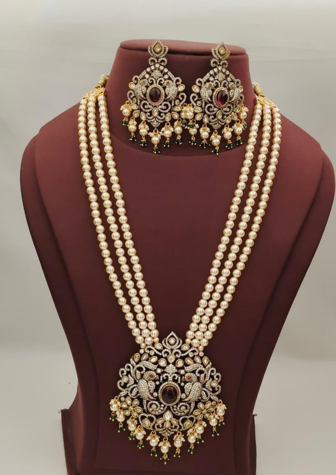 Kundan Necklace with Earrings s600065